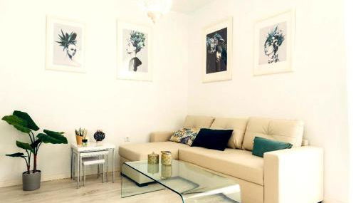 precioso piso en playa caleta - Foto 1