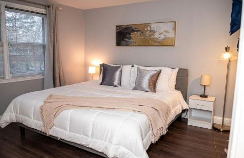 Lovely Home, centrally located! - Photo 16