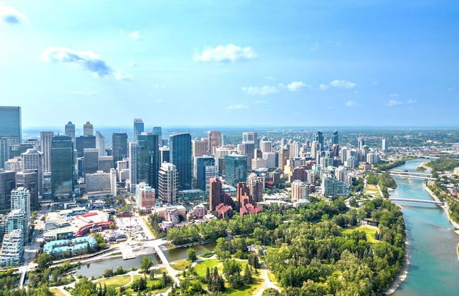 By Stampede Free Parking Banff Pass Wine More - Photo 68