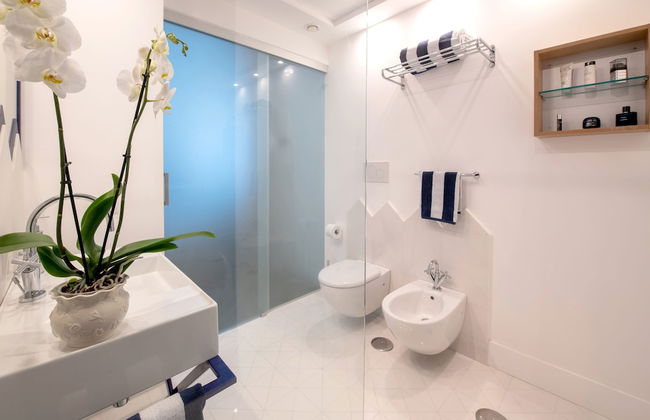 Luxury Apartment with Penthouse and Pool - Photo 28