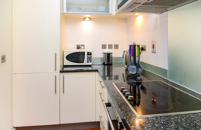 Canary Wharf - Corporate River View Apartments - Photo 73