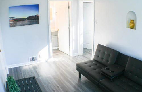 Newly Renovated 2-Bed near Downtown-North Shore - Foto 7