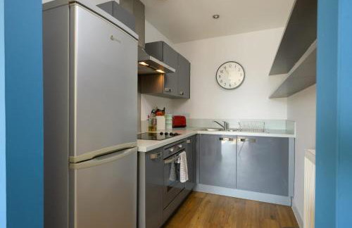 Apartment with Cityscape Views & Private Parking - Foto 12