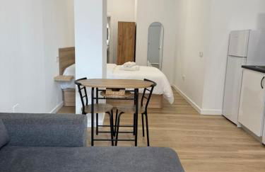 Estupendo Apartamento a 5 min caminando de la Estación de Bus y Tren María Zambrano - Foto 8