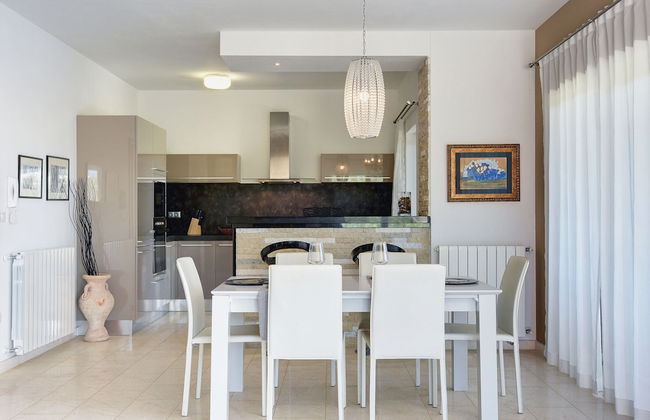 Beautiful Villa With Garden, Private Heated Pool, Whirlpool, Sauna, Near Rovinj - Foto 35