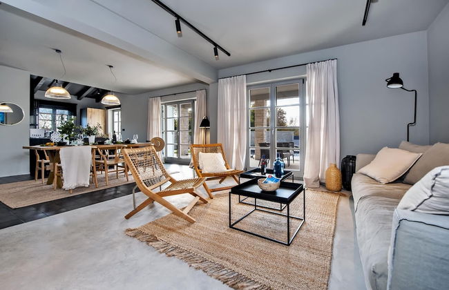 Villa Renata With Sauna Private Pool Jacuzzi - Photo 5