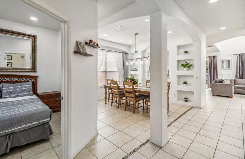 765 Beautiful Vacation Home With Private Pool, And Much More!! - Foto 11