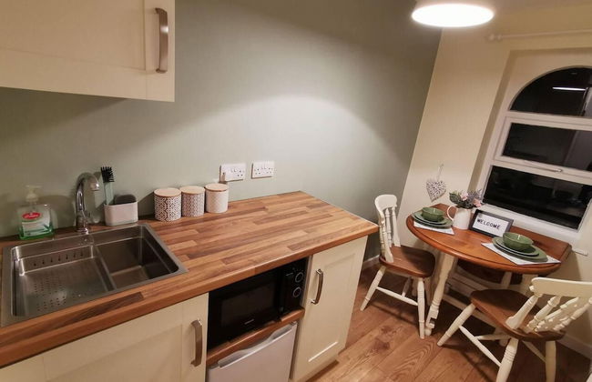 Lancaster 1 bed Cottage Apartment- M6 - Lancs Uni - Photo 6