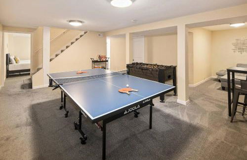 Family Retreat! By Denver + Hot Tub, Sleeps 10! - Foto 55