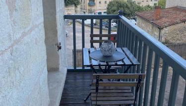 T2 PARFAITEMENT SITUÉ AU PIED DE LA CATHÉDRALE - Foto 2