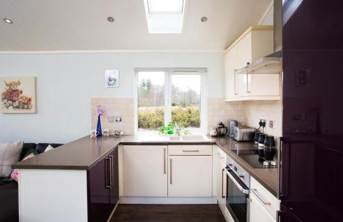 2-bed Cottage With Hot Tub at Loch Achilty, Nc500 - Foto 36