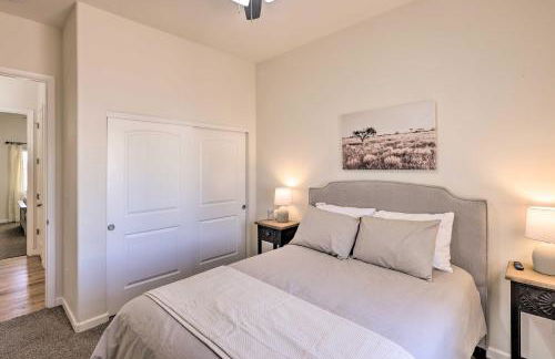 Bright Home with Yard, 4 Mi to Colorado River! - Foto 22