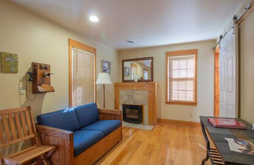 Stay In Ohiopyle in town by the GAP trail, hot tub - Foto 1