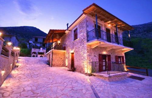 Sponsor of the E4 Peloponnese Trail - Foto 1