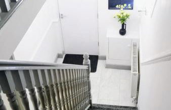 Modernised 3 Bed House - Foto 11