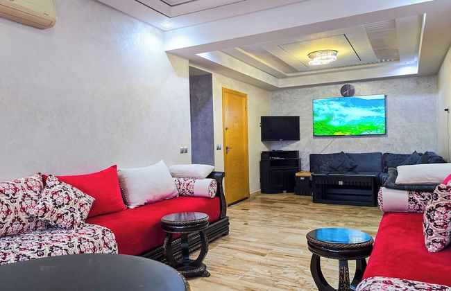 Luxor Home - Spacious & proximity to CFC - Photo 13