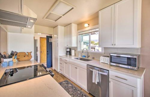 Spectacular Ocean View Retreat w/ Private Beach - Foto 33