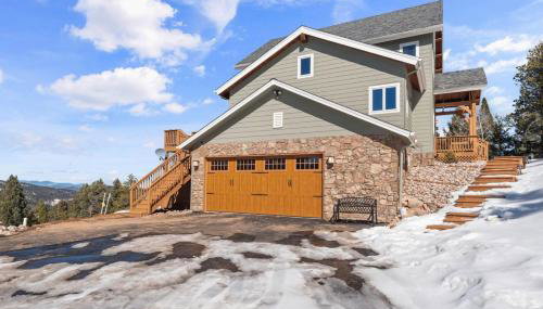 Mountain Retreat Sleeps 10 with Pool Table and Arcade - Foto 1