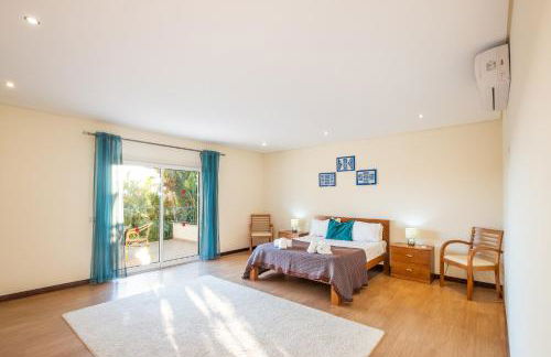 Villa Cordeiro - Heated Pool - Free wi-fi - Air Con - Foto 22