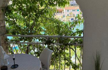 Amare Apartments - Photo 11