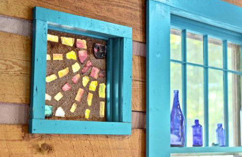 Beautiful Rustic Cabin Surrounded by Nature with Incredible Views and a Wrap-Around Deck for an Amazing Glamping Experience in Marshall, NC - Foto 28