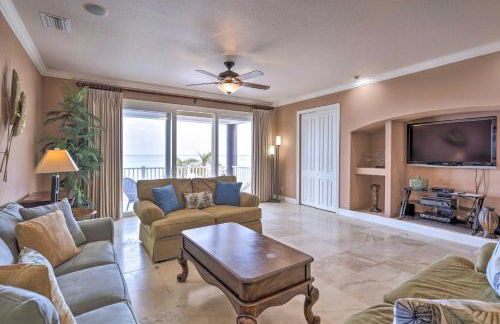 Riverfront Titusville Home with Pool and Pickleball! - Foto 4