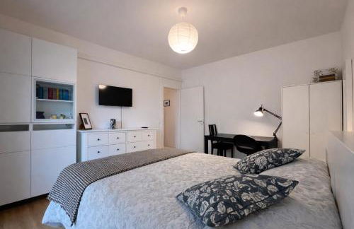 -7 beds- 5 minutes from the airport - - Foto 30