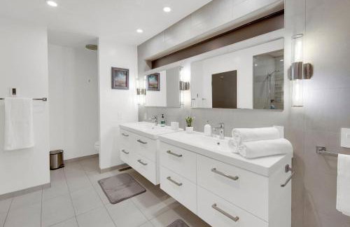 New! Luxury 5BR, W/Arcade, Sauna, Views, Fire Pit! - Foto 30