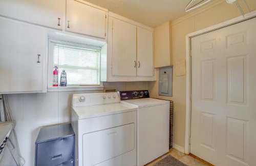 Family Retreat on Cedar Creek Lake! Dock and Views - Foto 25