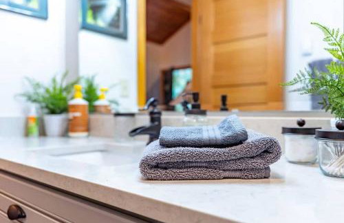 NWPADS-Verlot River Cabin - Hot Tub-Firepit-Beach - Foto 12