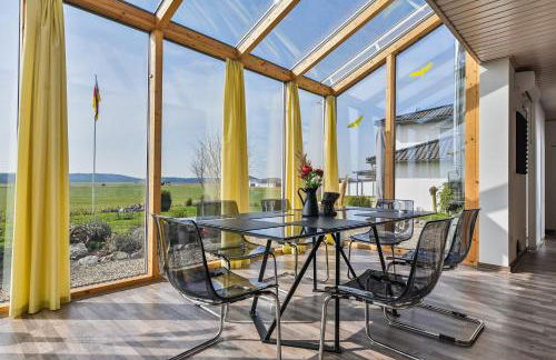 Ruhige Ferienwohnung mit Panoramablick - Foto 1