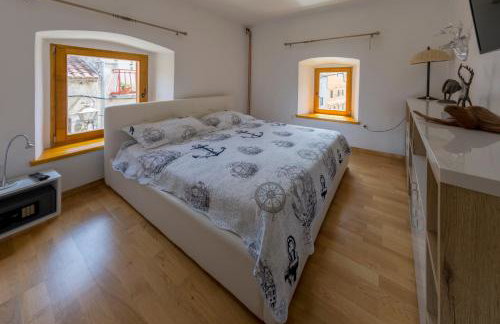 Krka Waterfalls - Photo 9