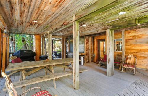 Beartooth Lodge with Hot Tub and Stuart Falls Views - Foto 14