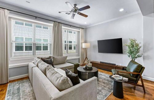 Spacious 3BR/BBQ/Yard/9 min to Downtown & Med Ctr - Foto 1