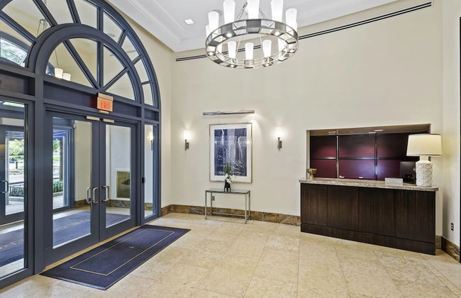 Business Apartment in Pentagon City - Photo 5