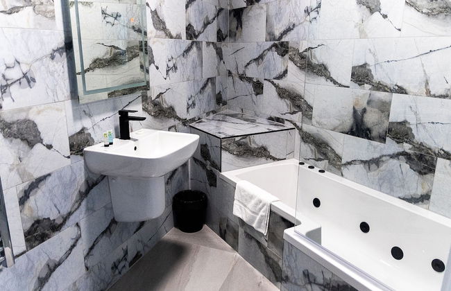 Spire Accommodations Ltd. - Foto 41