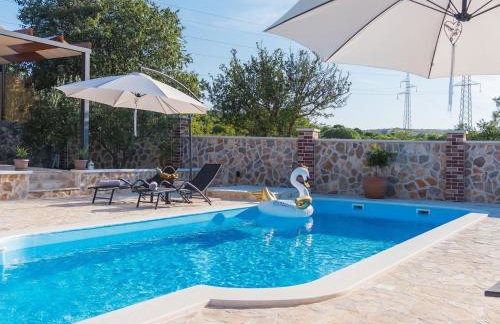 Holiday Home Rider - Two Bedroom Holiday Home with Outdoor Pool - Photo 19