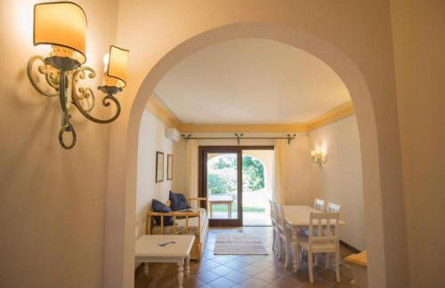 Beautiful Il Giardino degli Oleandri one bedroom Premium sleeps 4 - Foto 2