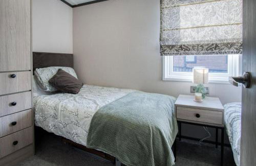 Bumblebee - 2 Bedroom Lodge - Manorbier - Foto 9