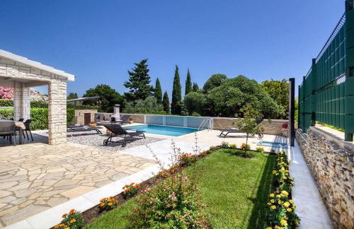 House Breeze - Premantura, 4 bedroom house with pool, jacuzzi, sauna and gaming room - Foto 5
