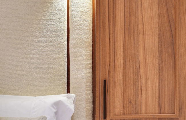 Elegant Comfort in the Heart of Paris-notre Dame - Photo 8