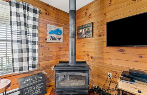 Heavenly Hideaway- Hot Tub, Firepit, Covered Patio - Foto 16