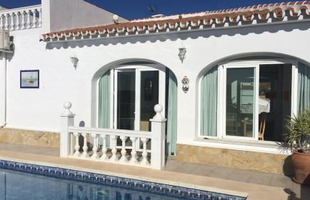 Villa with Private Pool and Gorgeous View - Photo 64