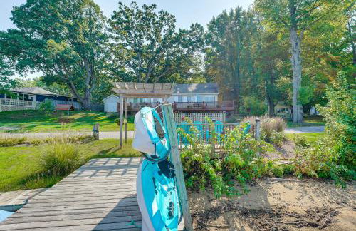 13 Mi to South Haven Lakefront Retreat with Dock! - Foto 26