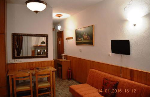 La Petri Studios with Fireplace & View - Foto 65