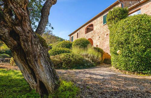 Podere Mencoini, stylish villa with private pool and olive garden - Photo 3