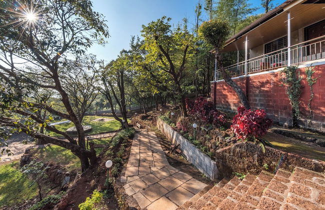 Evergreen Cascade by cosmicstays - Photo 12