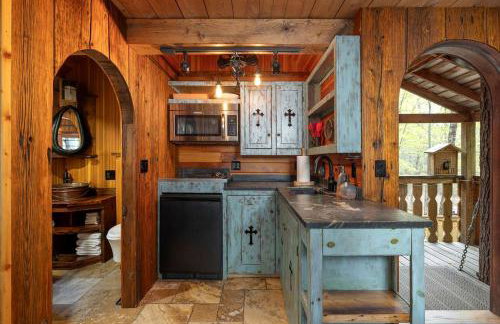 Tree House Rental Ideal for a Unique Getaway near Lake Sunapee in New Hampshire - Foto 7