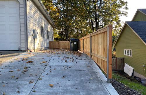 Kamal comfy relaxation zone - Photo 12