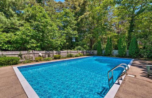 Cape Cod Area Home with Fire Pit Less Than 4 Mi to Beach! - Foto 21